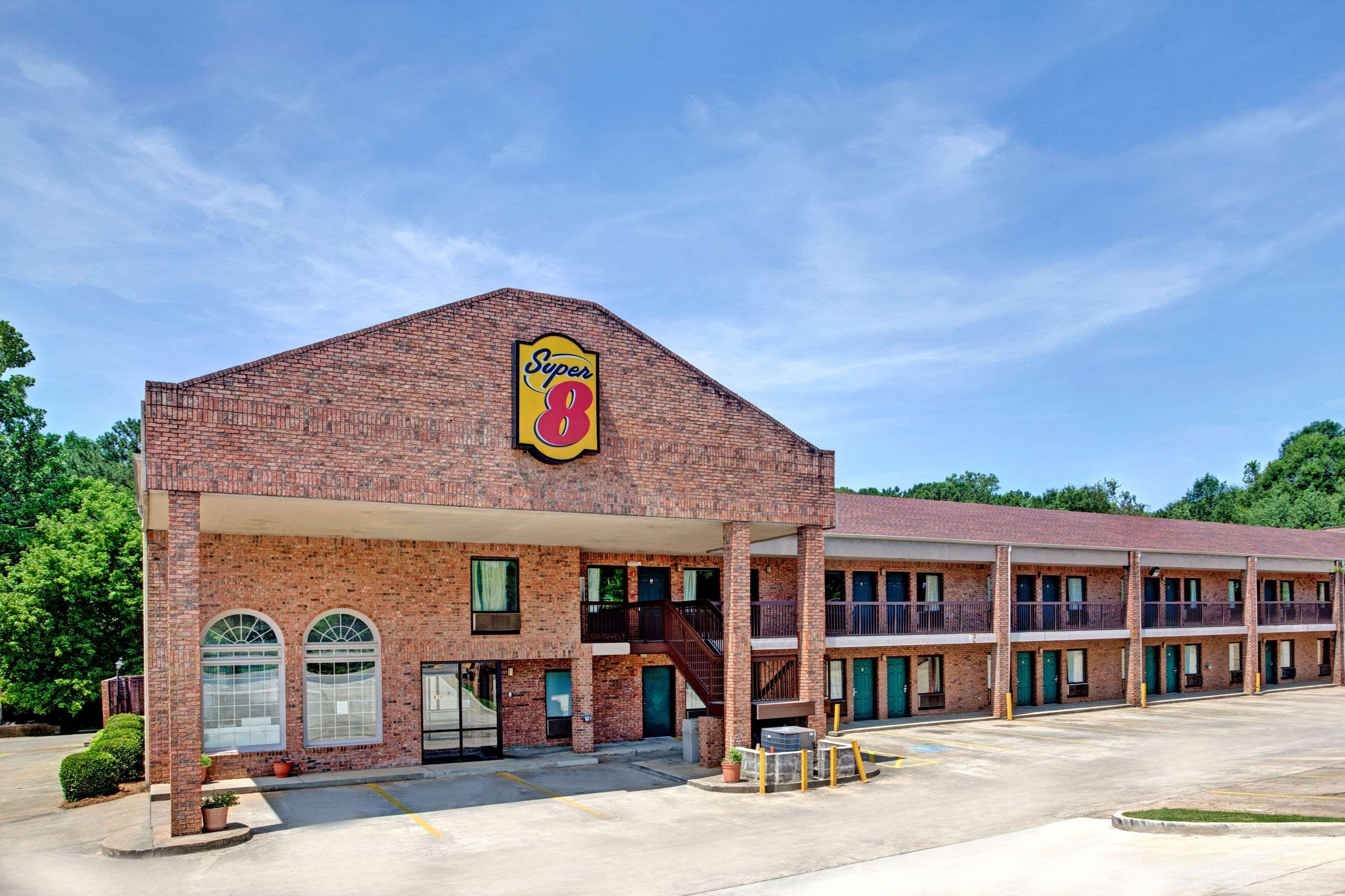 Super 8 By Wyndham Marietta/West/Atl Area Hotel Exterior photo